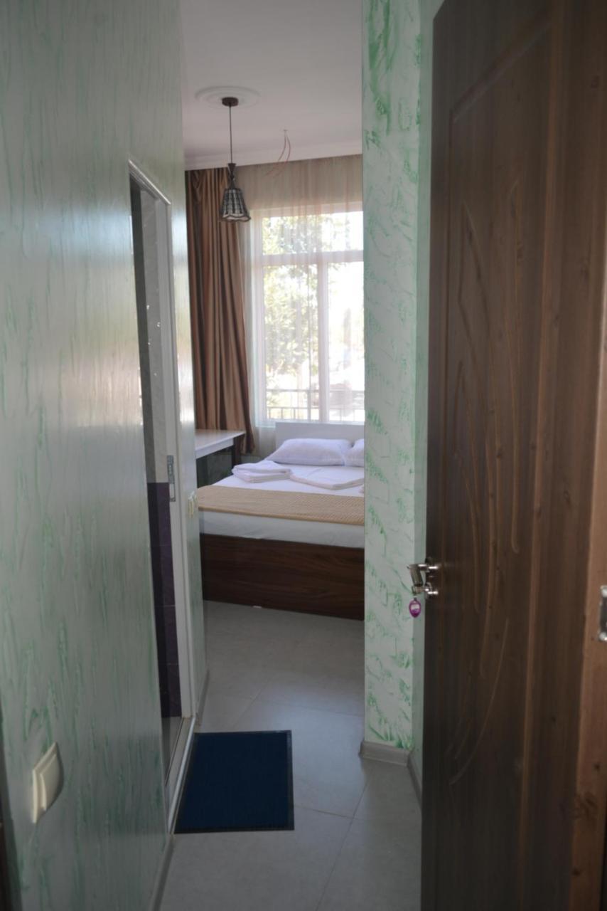 Hotel Niks Makhinjauri Εξωτερικό φωτογραφία
