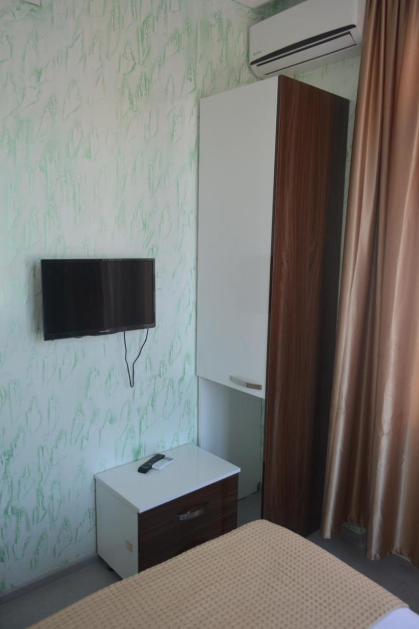 Hotel Niks Makhinjauri Εξωτερικό φωτογραφία