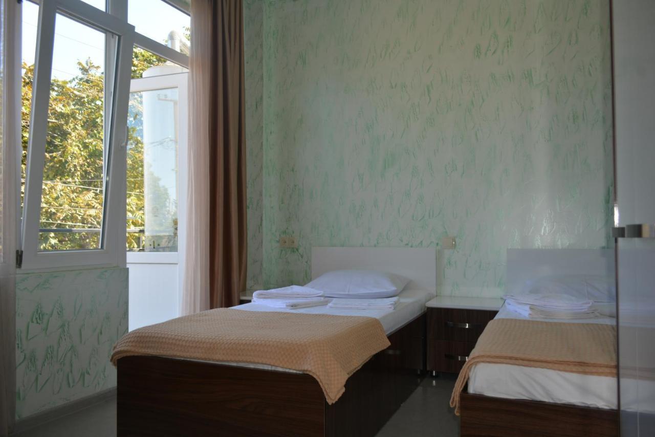 Hotel Niks Makhinjauri Εξωτερικό φωτογραφία